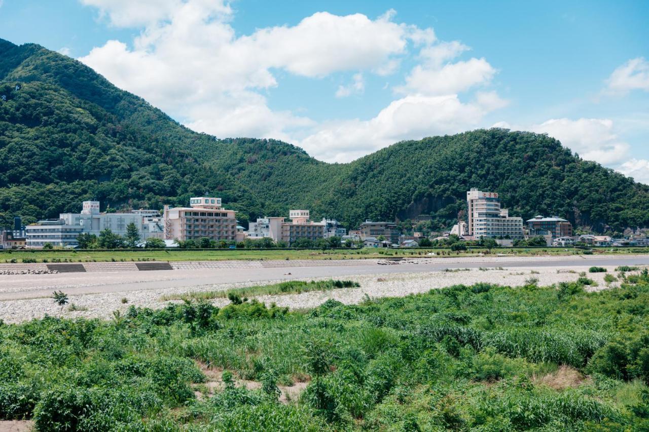 Umemura Ryokan Uguisutei Chikuma Екстер'єр фото