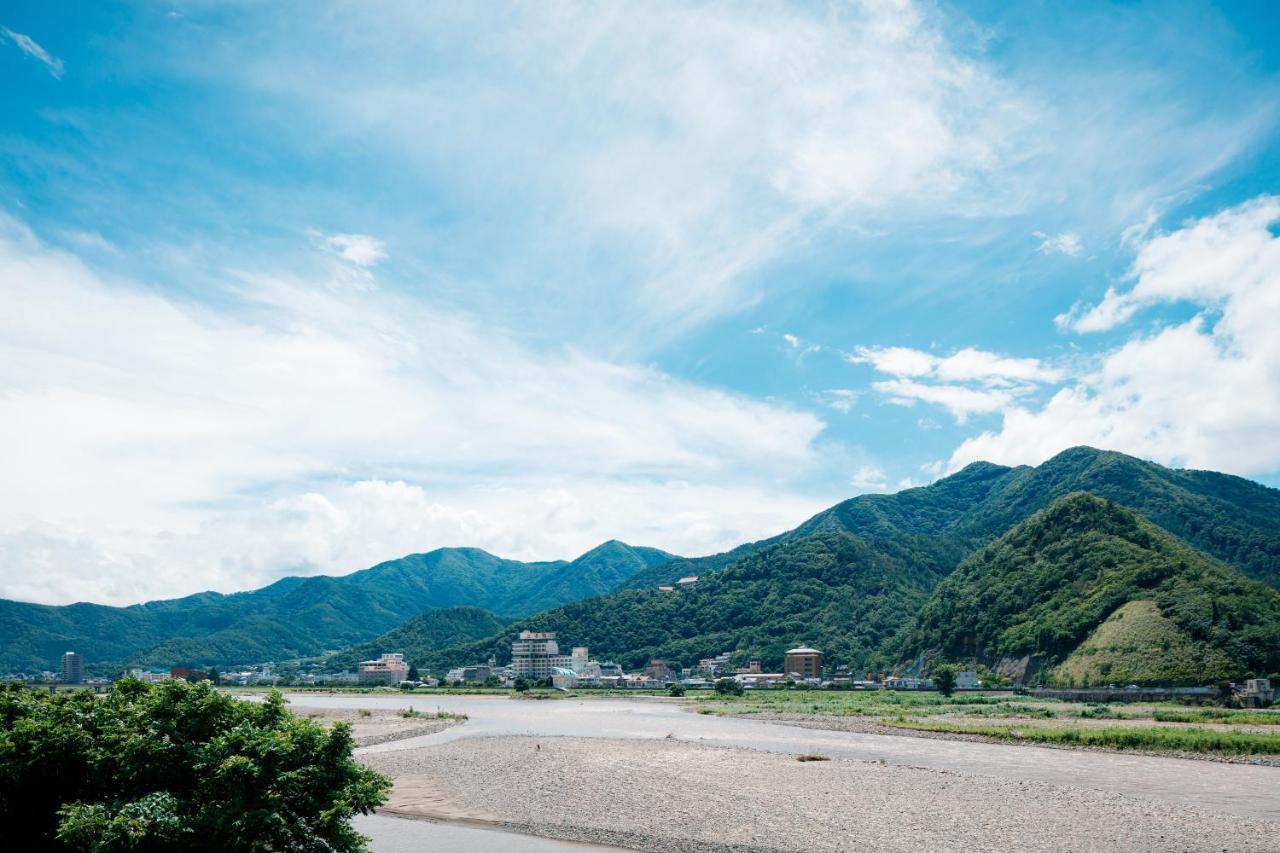 Umemura Ryokan Uguisutei Chikuma Екстер'єр фото