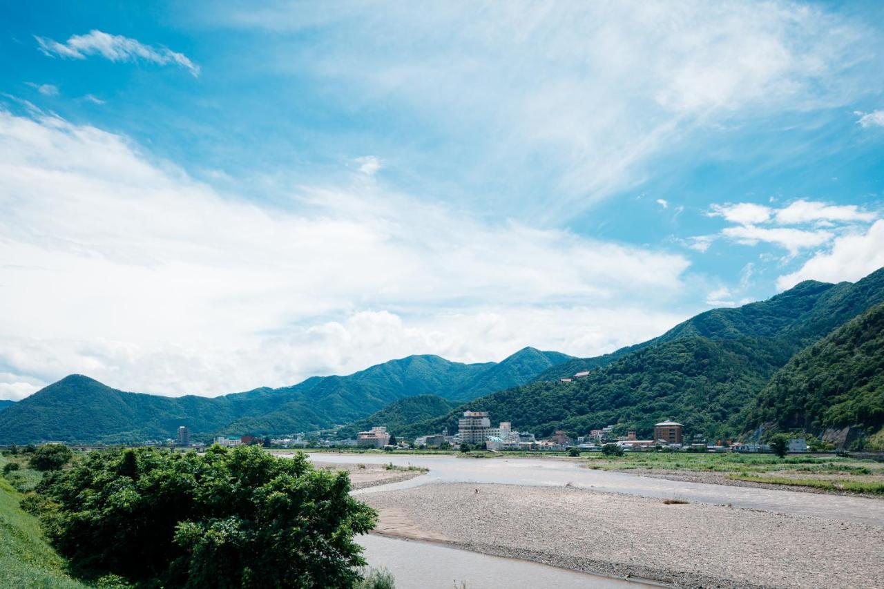 Umemura Ryokan Uguisutei Chikuma Екстер'єр фото
