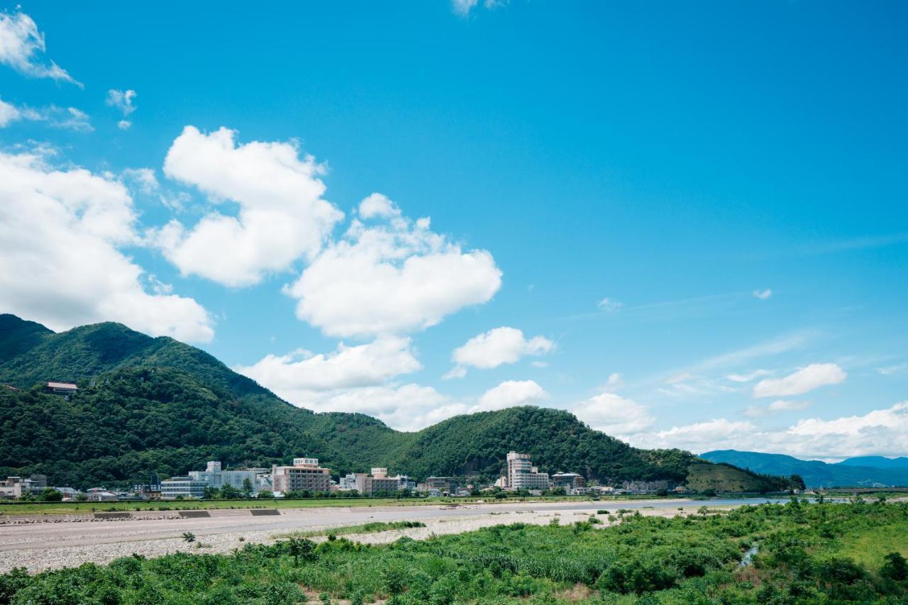 Umemura Ryokan Uguisutei Chikuma Екстер'єр фото